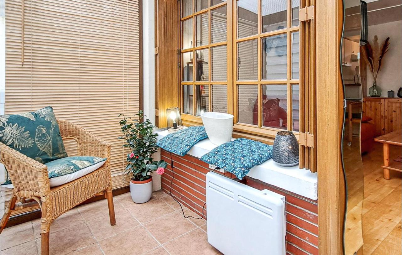 1 Bedroom Lovely Apartment In Ґранкам-Мезі Екстер'єр фото